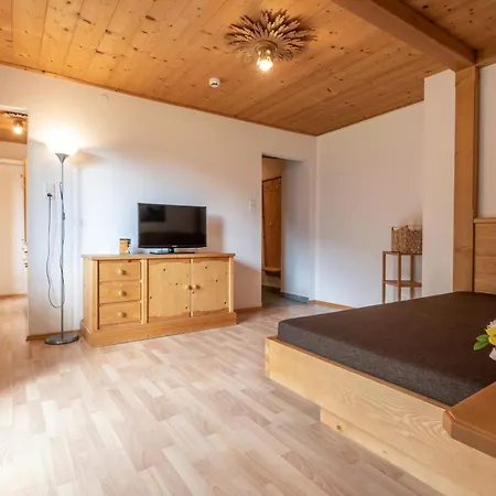 Replers Mit 2 Schlafzimmern Und Suedbalkon Apartmán Prägraten