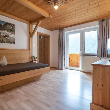 Apartmán Replers Mit 2 Schlafzimmern Und Suedbalkon Prägraten